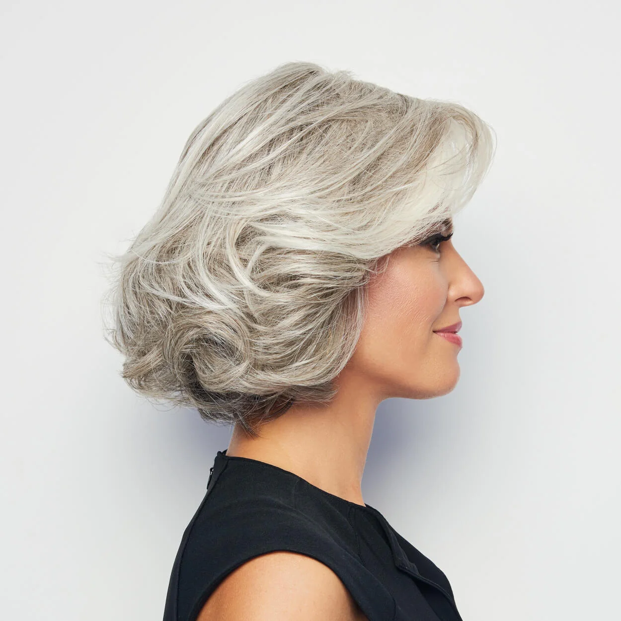 Crowd Pleaser by Raquel Welch (Lace Front-Mono Part Wig) - Image 6