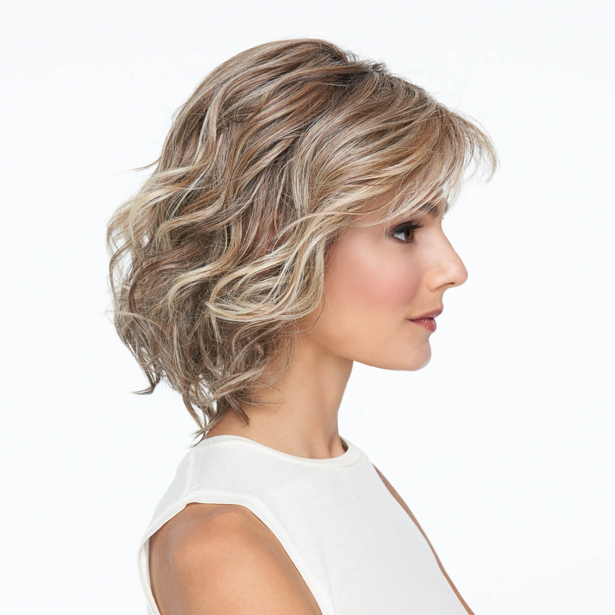 Editor's Pick Elite by Raquel Welch (100% Hand Tied Lace Front-Mono Top Wig) - Image 5