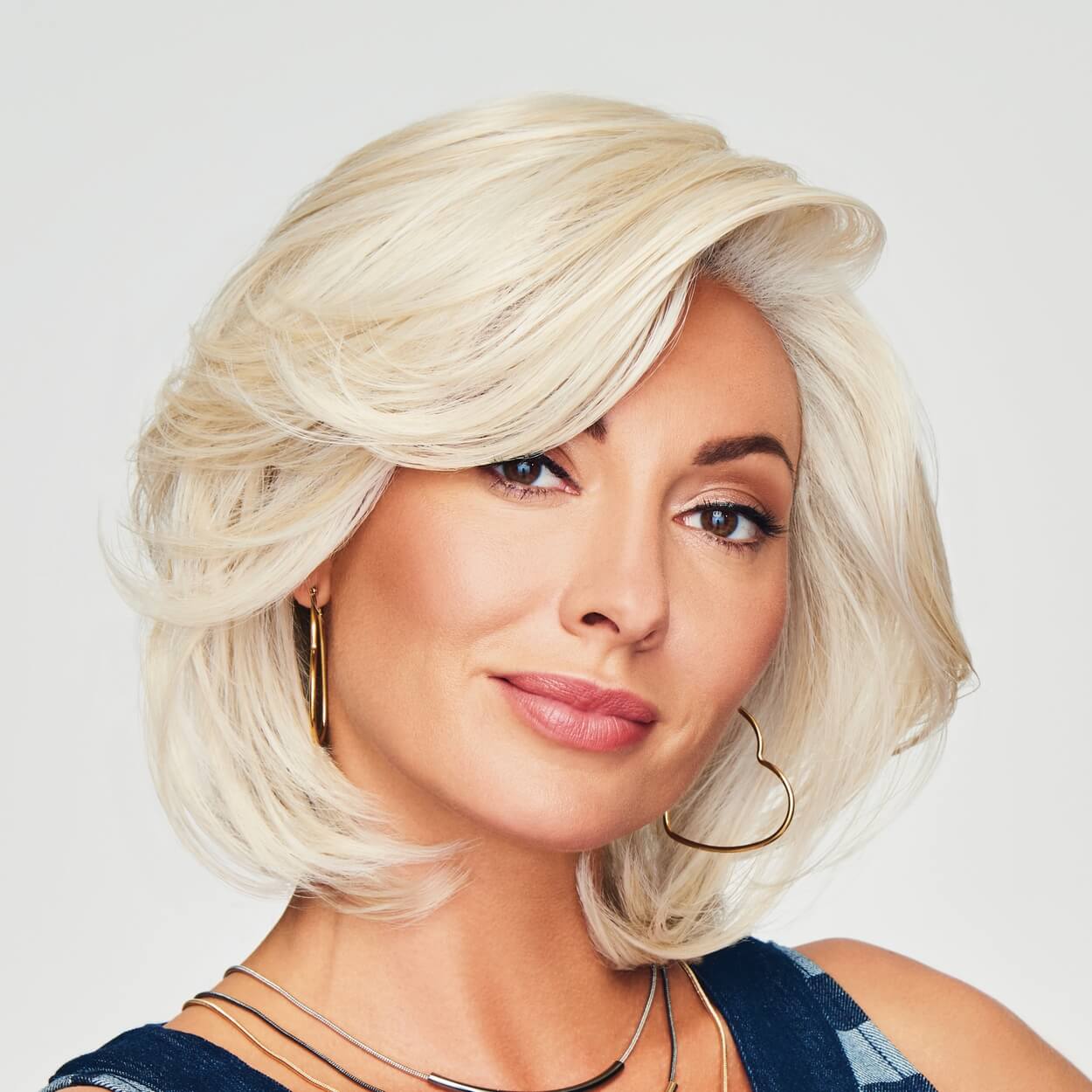 Upstage Large by Raquel Welch (Large Size-100% Hand Tied Lace Front-Mono Top Wig)